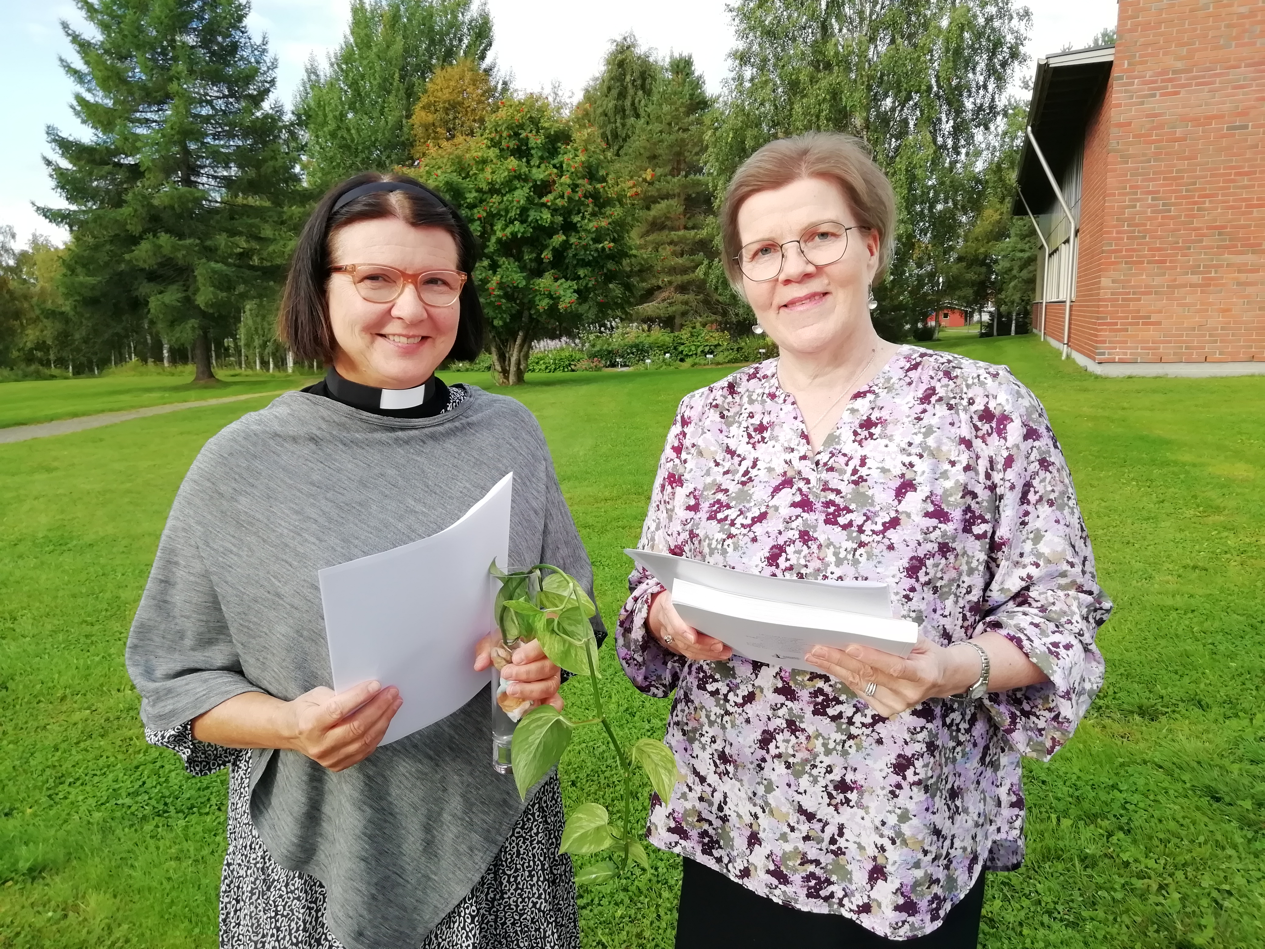 Taina Manninen ja Anne Koski-Heikkinen